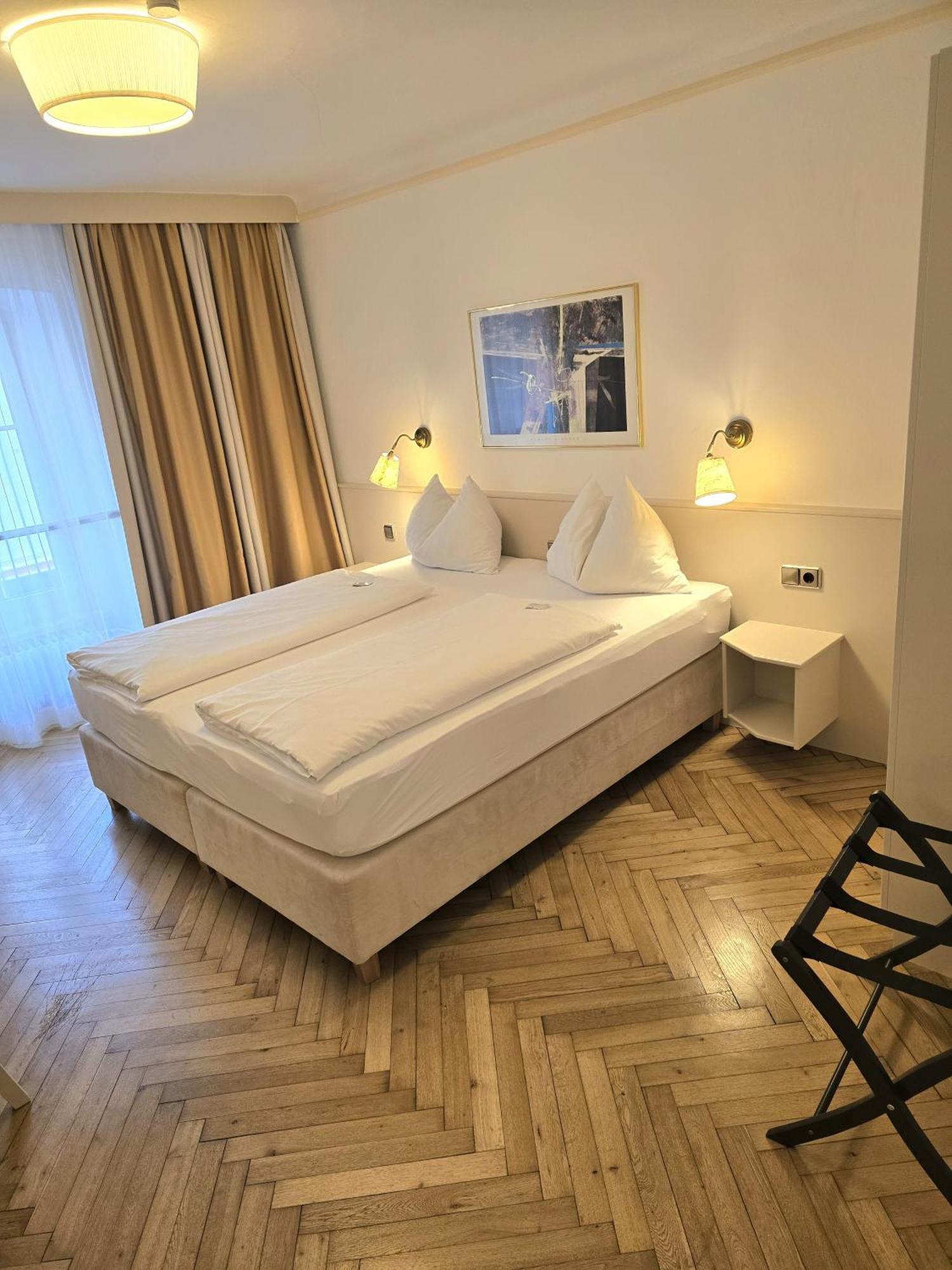 Boutique Hotel Goldenes Lamm Villach Eksteriør billede