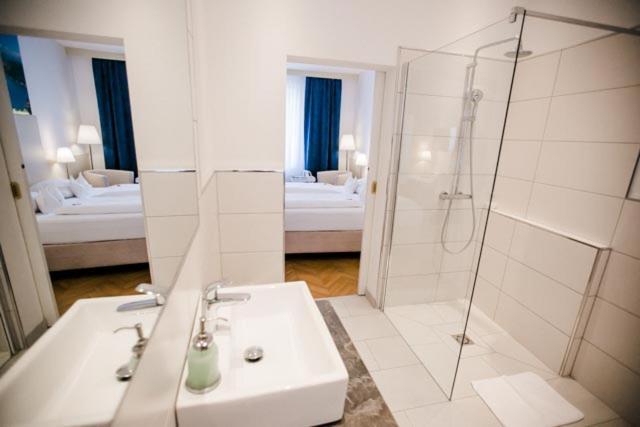 Boutique Hotel Goldenes Lamm Villach Eksteriør billede