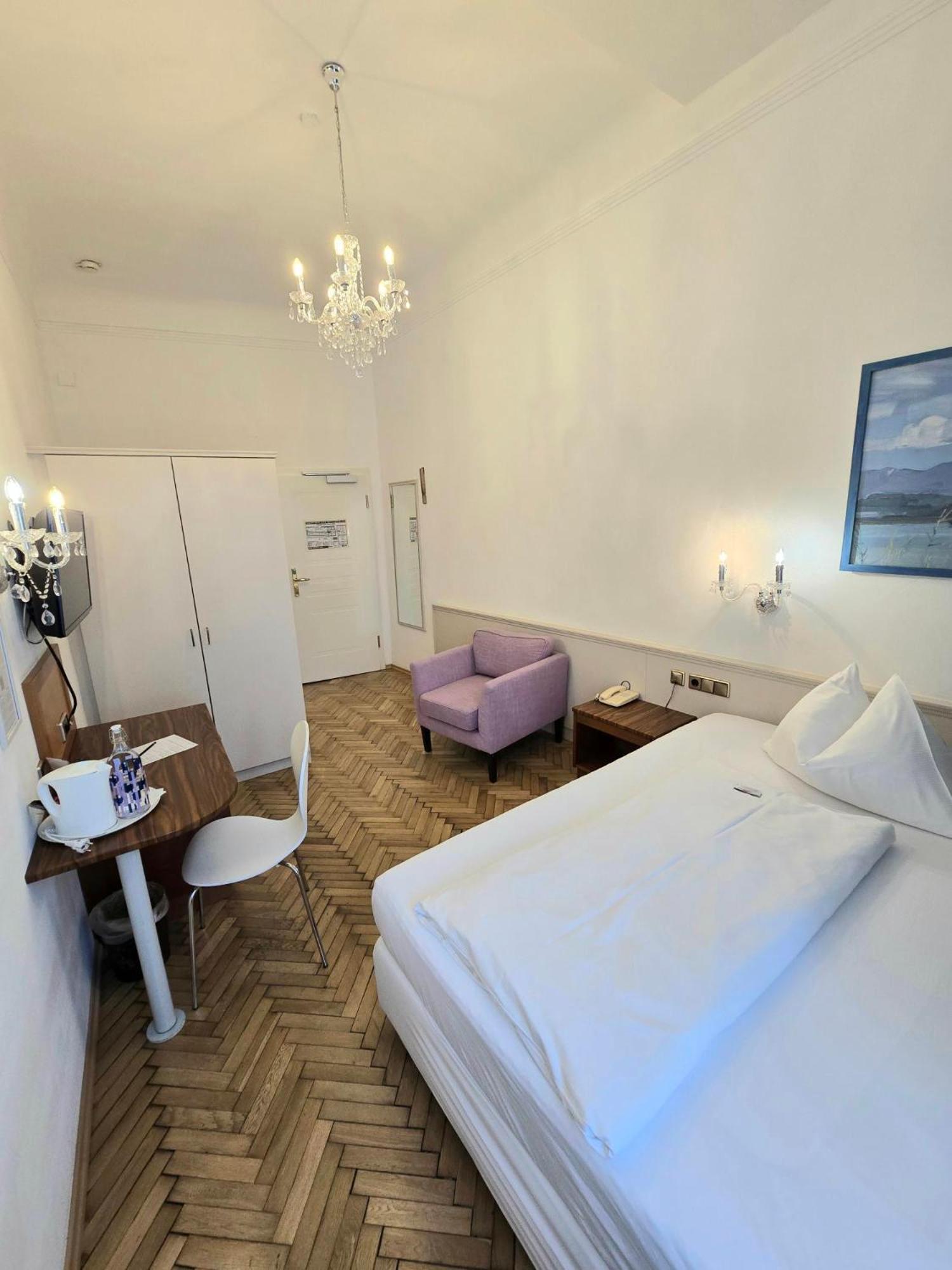 Boutique Hotel Goldenes Lamm Villach Eksteriør billede