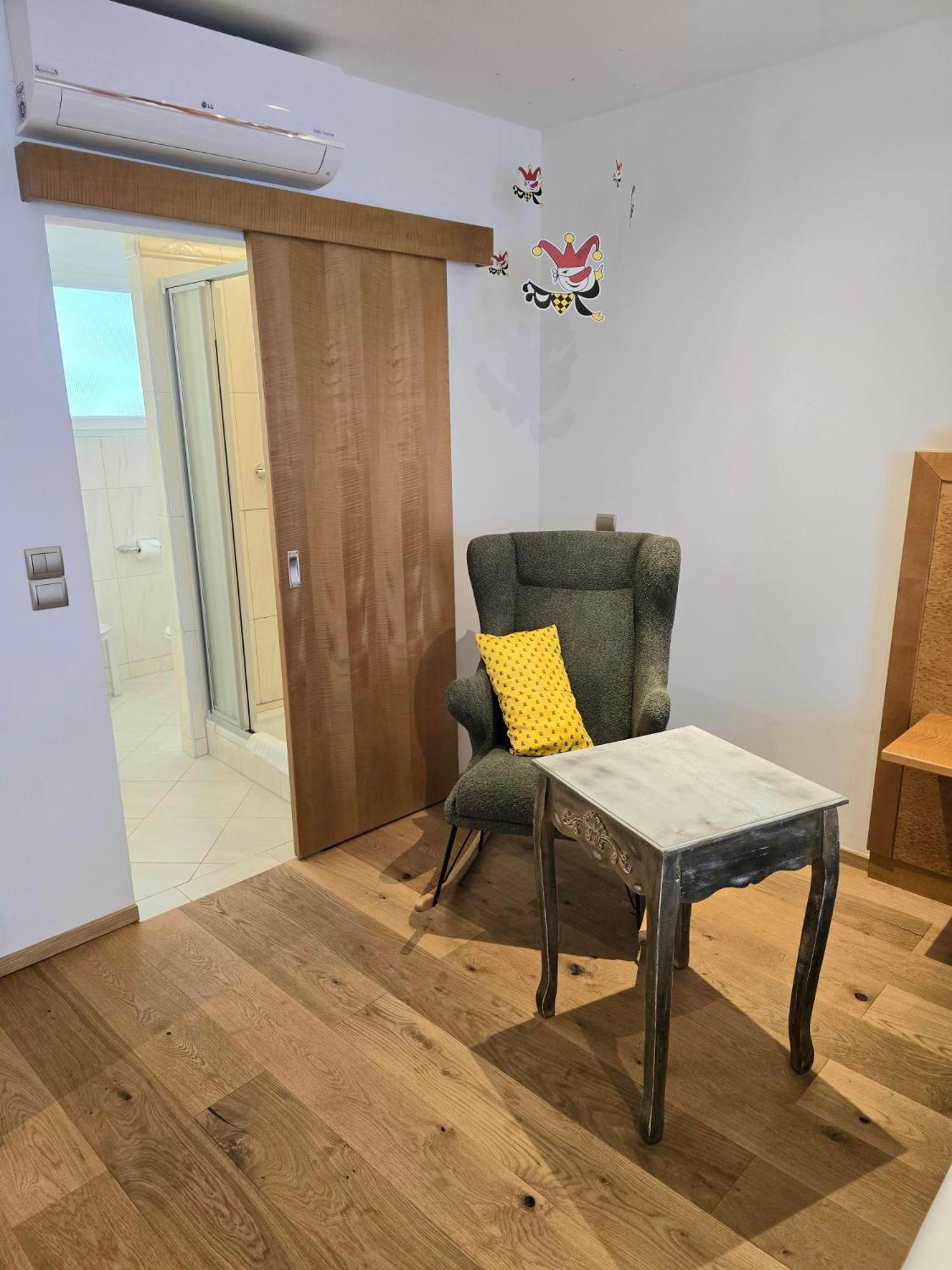 Boutique Hotel Goldenes Lamm Villach Eksteriør billede